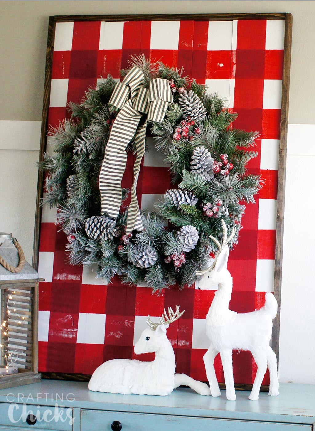 Wooden Plank Wreath Display