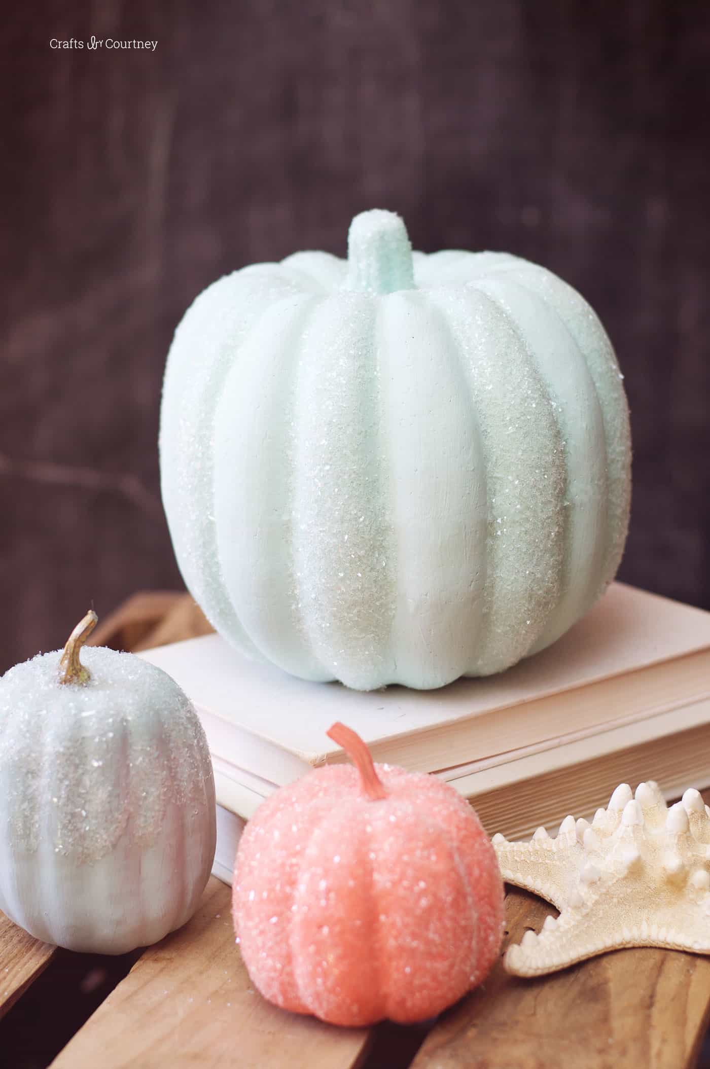 Easy DIY glitter pumpkins