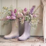 Spring decoration with rubber boots: This is how the entrance area blossoms