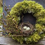 Moss wreath with bird's nest: Design naturally in spring
